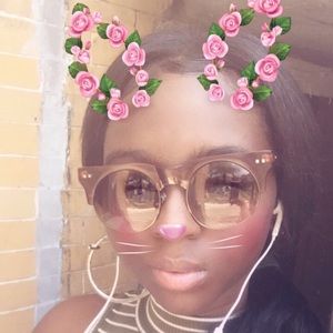 Meet your Posher, Nasheka