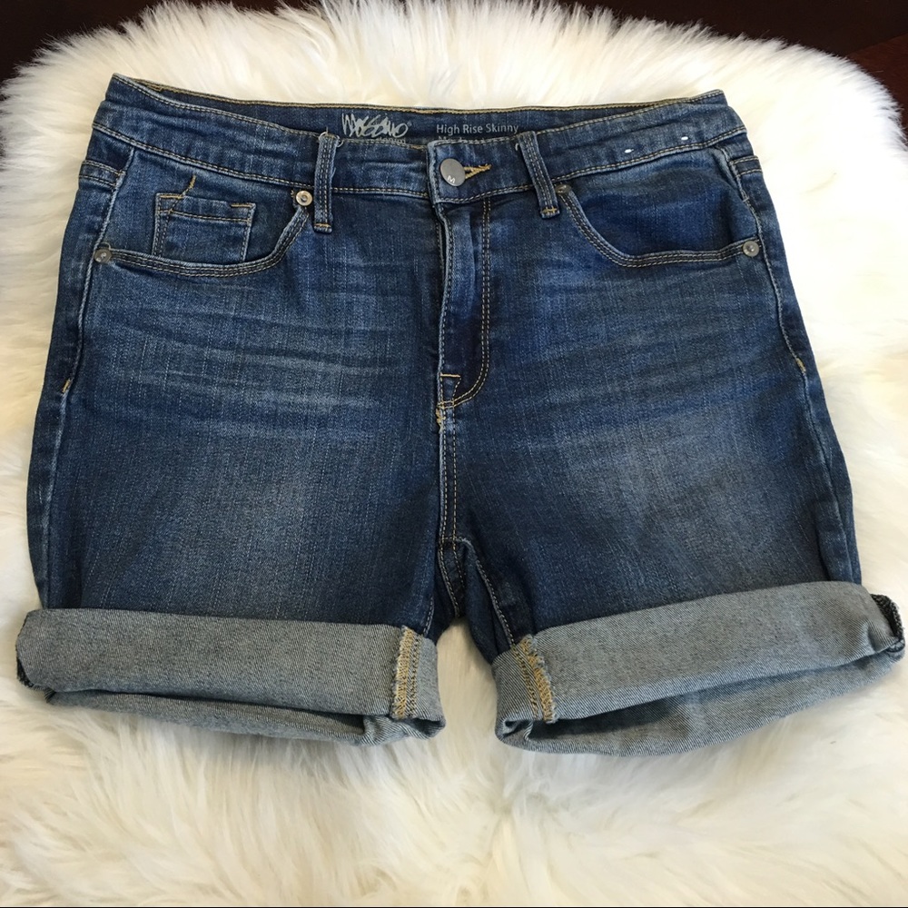 ♦️♦️MOSSIMO HIGH RISE SHORTS♦️♦️4/$20