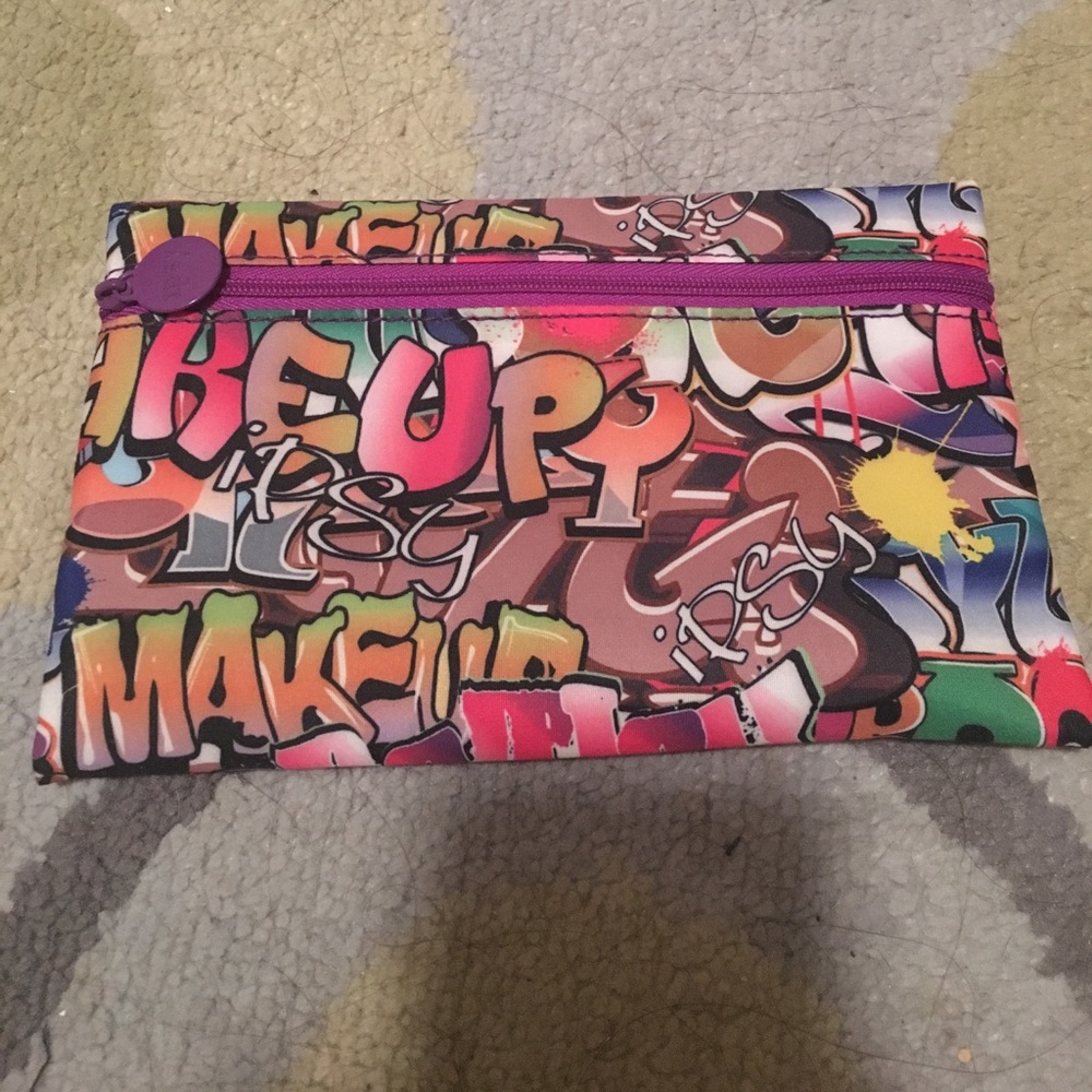 Small Ipsy Cosmetic Bag