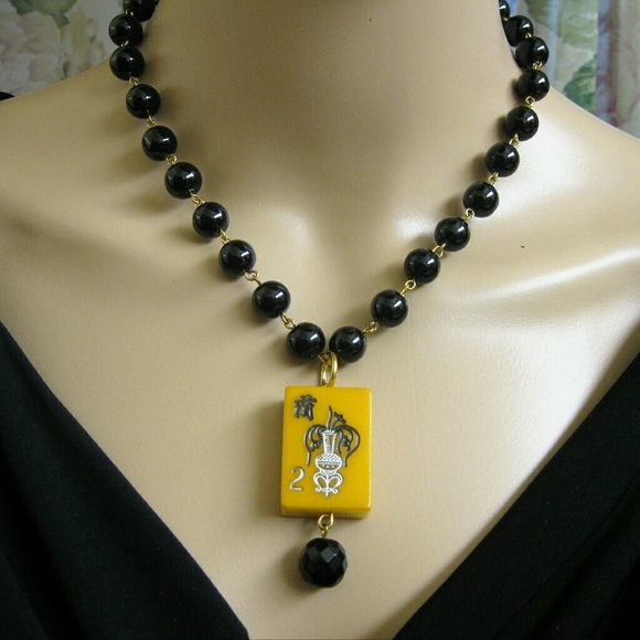 Vintage  BAKELITE Jewelry - 1920s Mahjong BAKELITE Tile and Glass Necklace