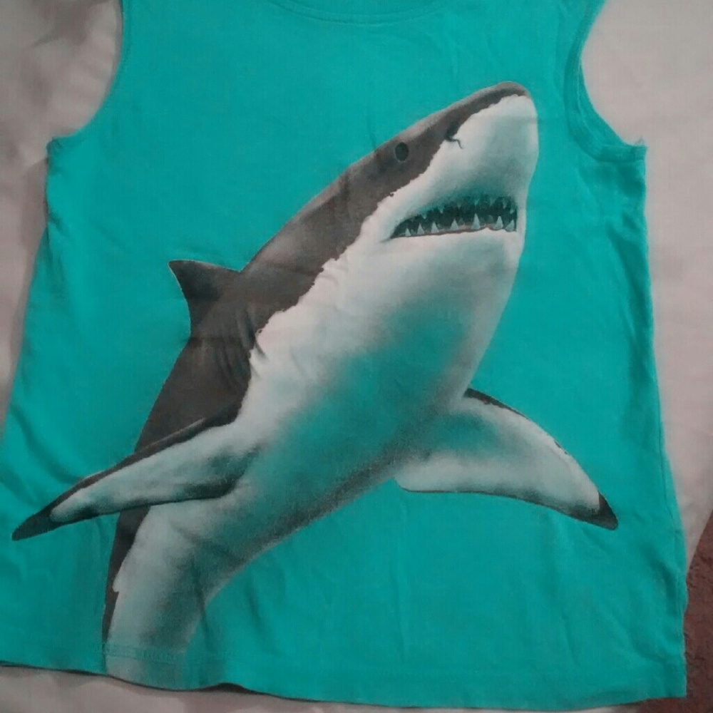 Boys sleeveless graphic tee