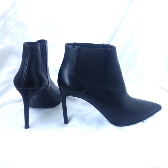 Hugo Boss Leather Stiletto Ankle High Heel Boots - Picture 3 of 7