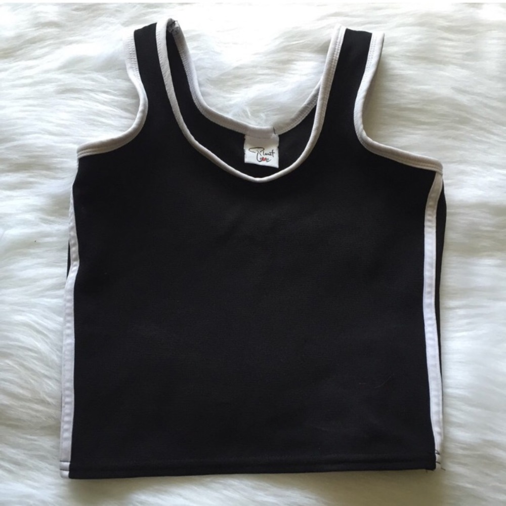 Sporty crop top