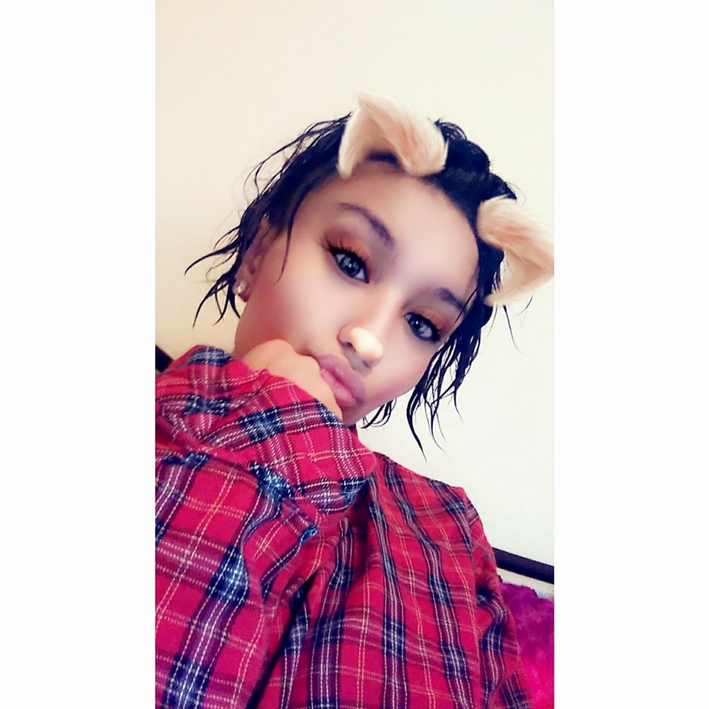 Meet your Posher, Leah