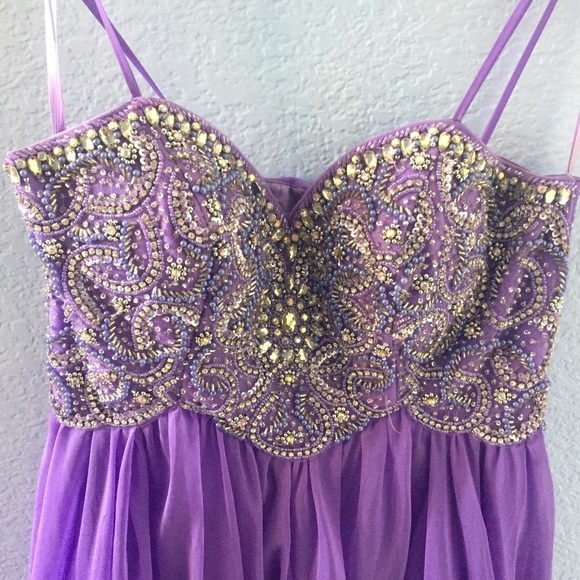 Lavender Strapless prom dress - Picture 2 of 5