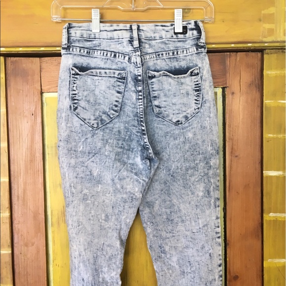 Jeans - Picture 2 of 2