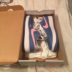 Nike Air Force 1