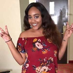 Meet your Posher, Cierra