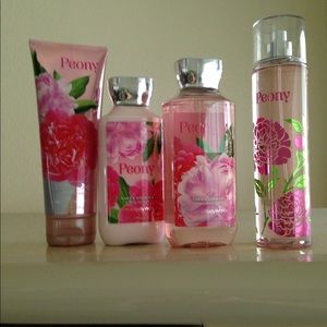 BATH AND BODY WORKS PEONY BUNDLE