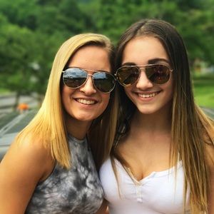 Meet your Posher, Alex