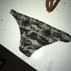 Jolyn Europe Bottom-M