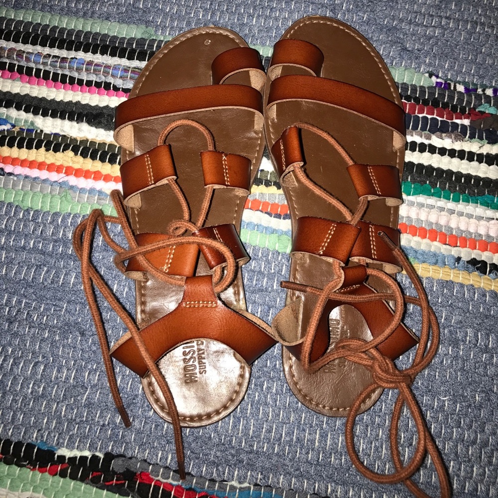 Mossimo lace up sandals