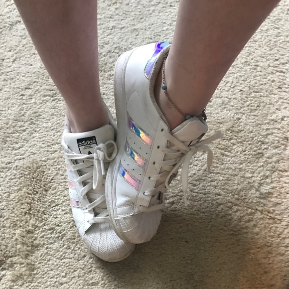 SOLD 🌴 Adidas Superstars - Picture 7 of 7