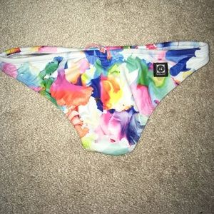 Jolyn Europe Bottoms-M