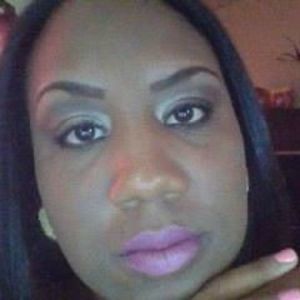 Meet your Posher, Mia