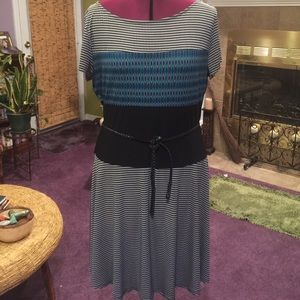 Julian Taylor size 14 dress