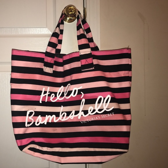 EVERYTHING IS $15! Victoria Secret Bombshell Tote - Picture 1 of 4