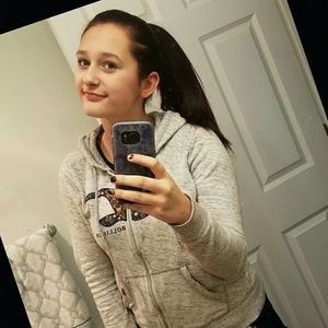 Meet your Posher, Carly