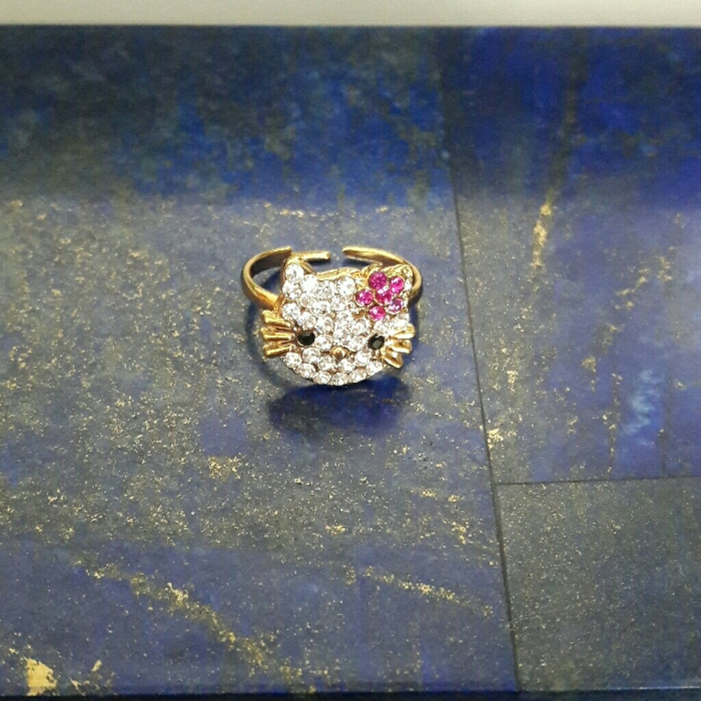 Hello Kitty adjustable rhinestone ring