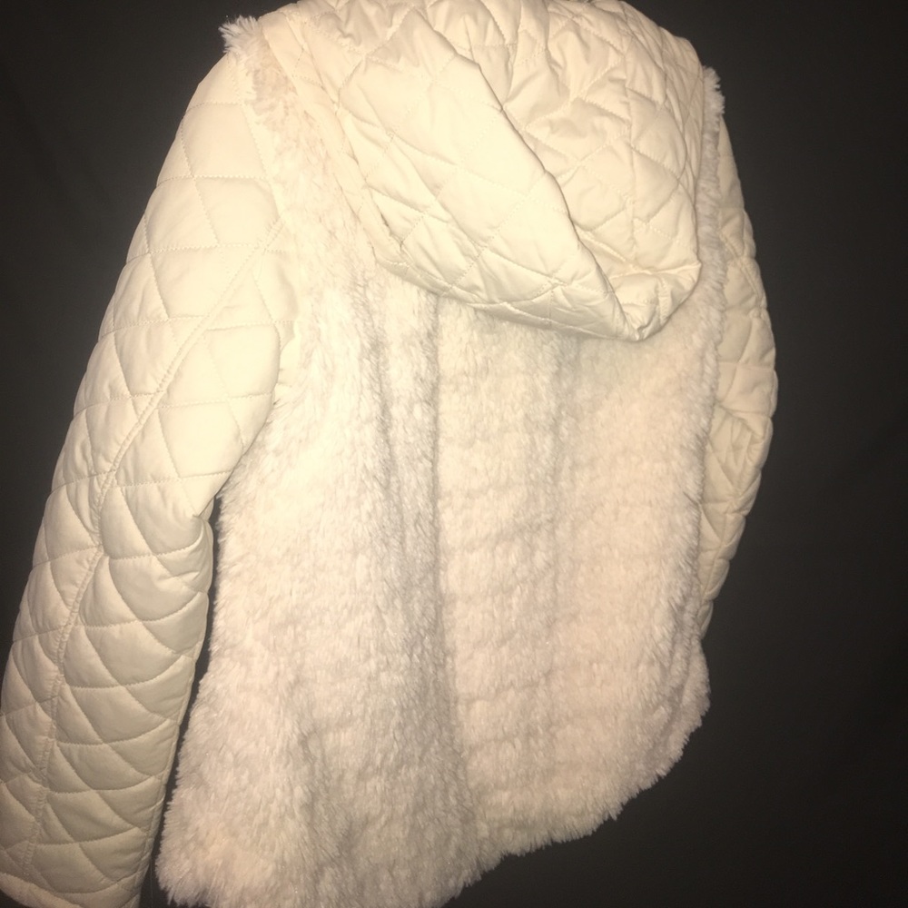 Beautiful Cream Jacket - Picture 3 of 3