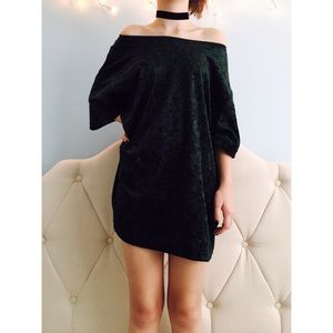 TR Bentley Plus green velvet top