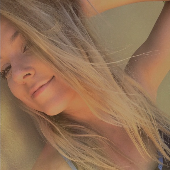 Meet your Posher, Dasha - Picture 1 of 1