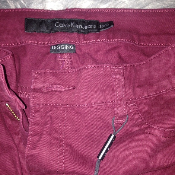 🎉HP 9/30/17 Plus size🎉Calvin Klein Jeans Legging - Picture 2 of 7