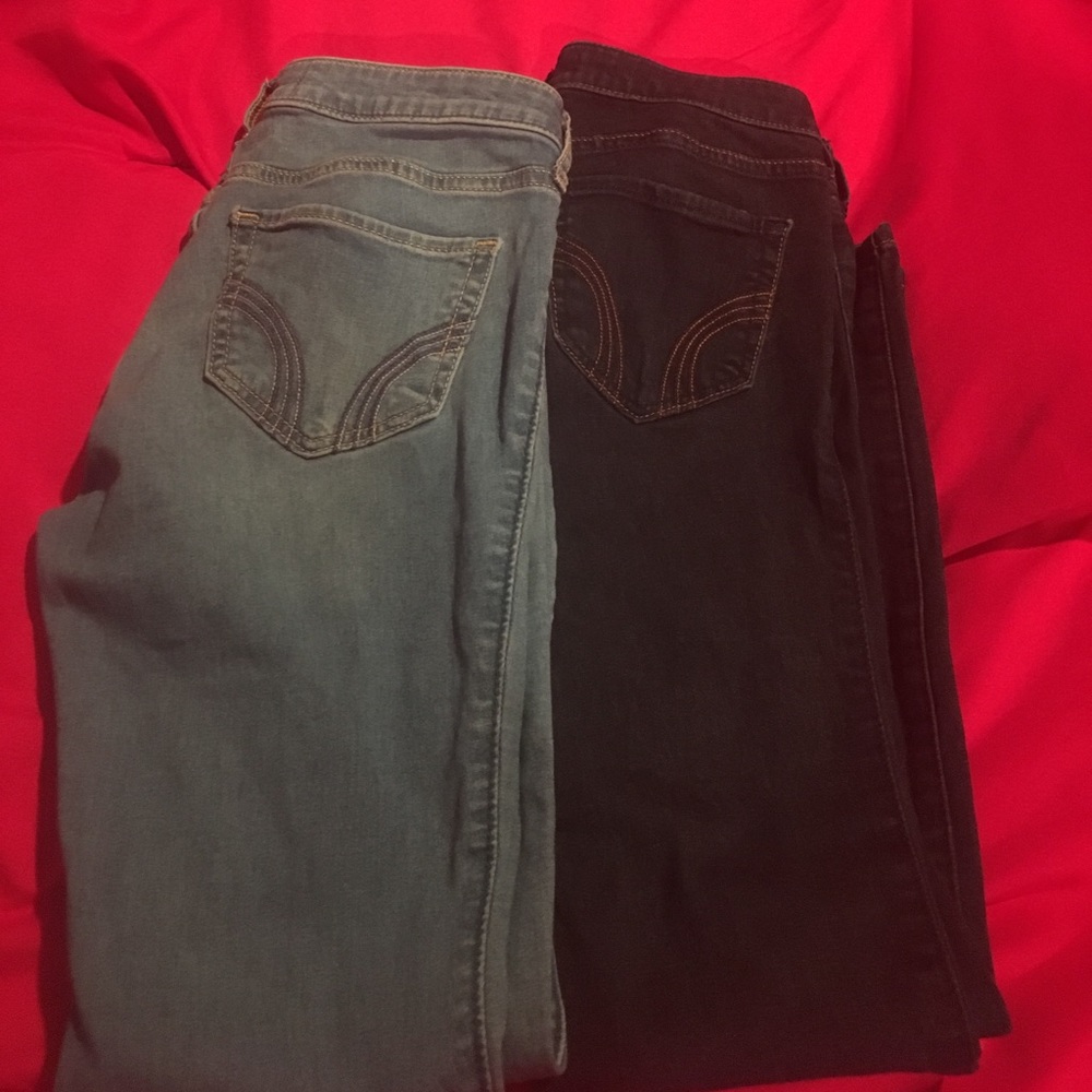 2 pairs Hollister jeans/leggings