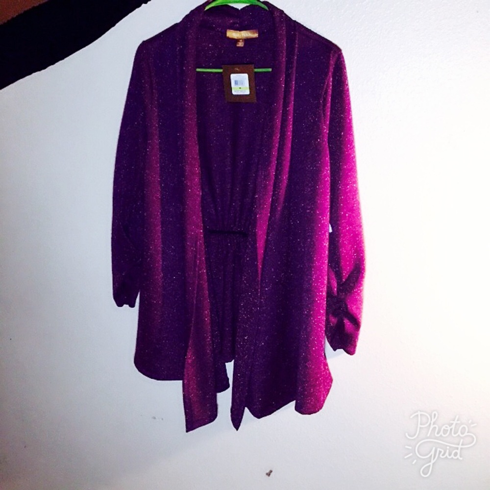 ✨🌟 BRAND NEW ELLEN TRACY CARDIGAN