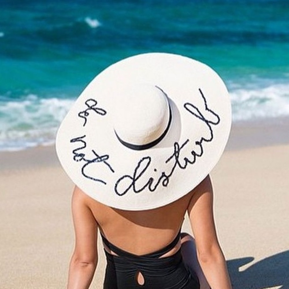 SOLD🛑 Do not disturb white summer sun hat