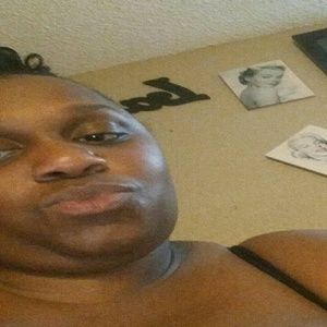 Meet your Posher, Elisha