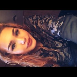 Meet your Posher, Kristina