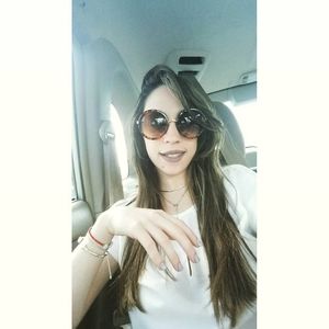 Meet your Posher, Tashira