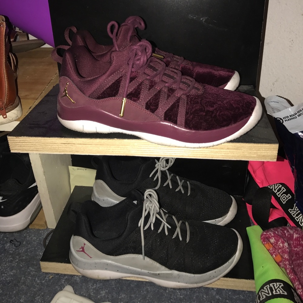2 air max and one suede puma - Picture 2 of 2