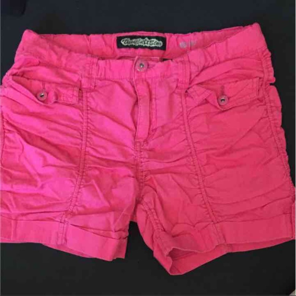 Pink shorts Adjustable waist. Vanilla Star size 16