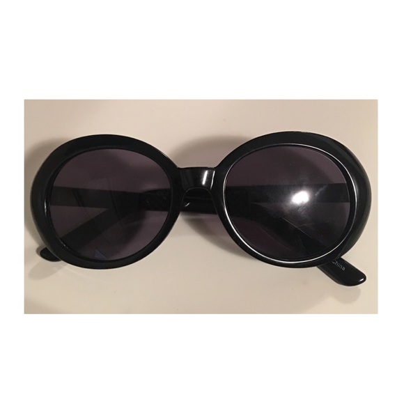 Urban Outfitter Glasses - Picture 1 of 1