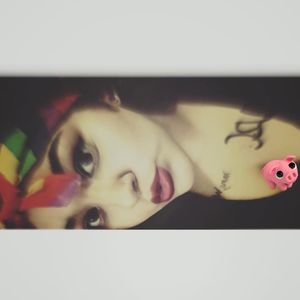 Meet your Posher, Evesh