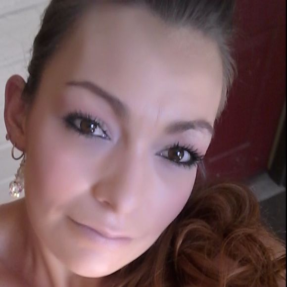 Meet your Posher, Karenn - Picture 1 of 1