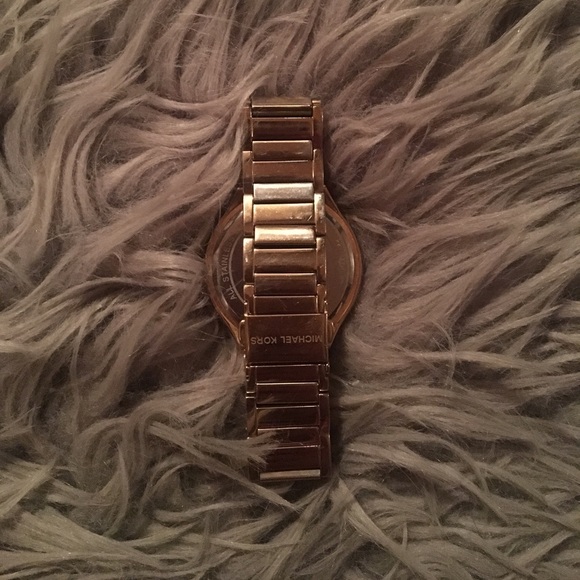 Michael Kors watch - Picture 2 of 2