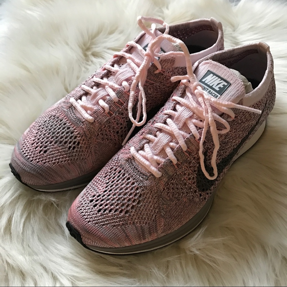 NEW Nike Flyknit Racer Macaron Pack Strawberry