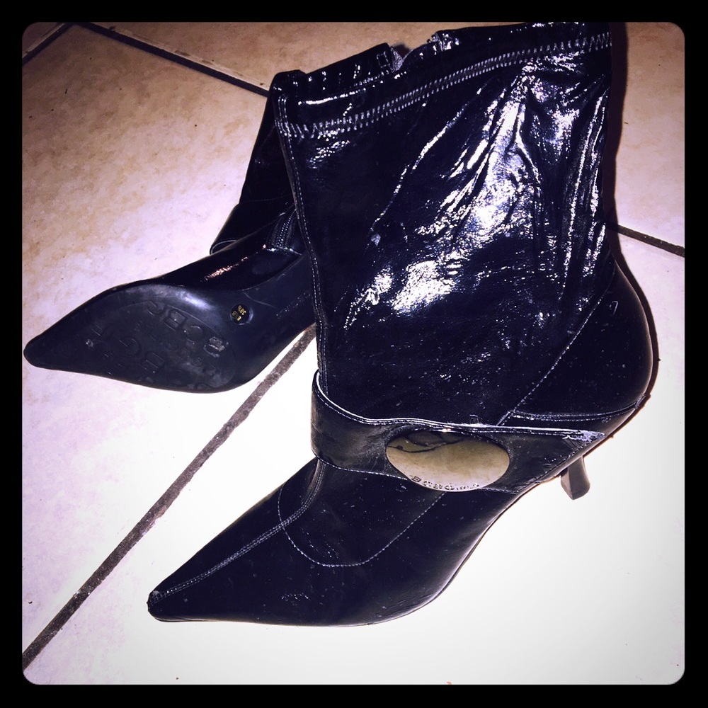 BCBG sz. 8.5/38.5 black heeled boots