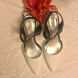 👠NEW Simply Vera Wang Black & White Heels 👠