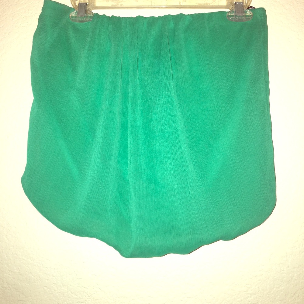 Strapless Green Bubble Top