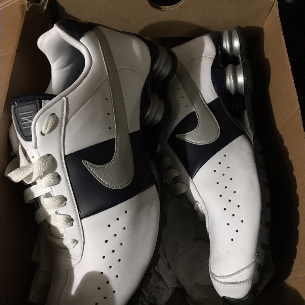 Men's Nike Shox