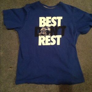 BEST DON'T REST / NIKE Shortsleeve Shirt