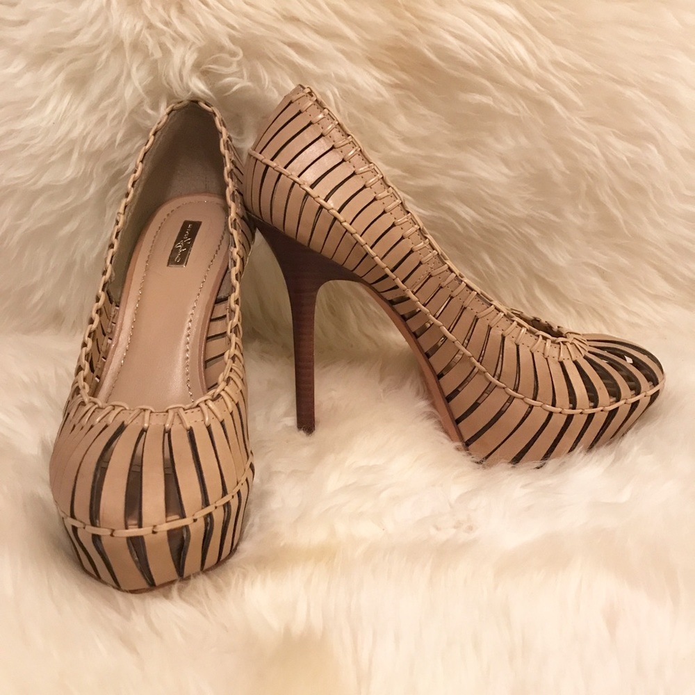 REPORT SIGNATURE women's light tan leather heels