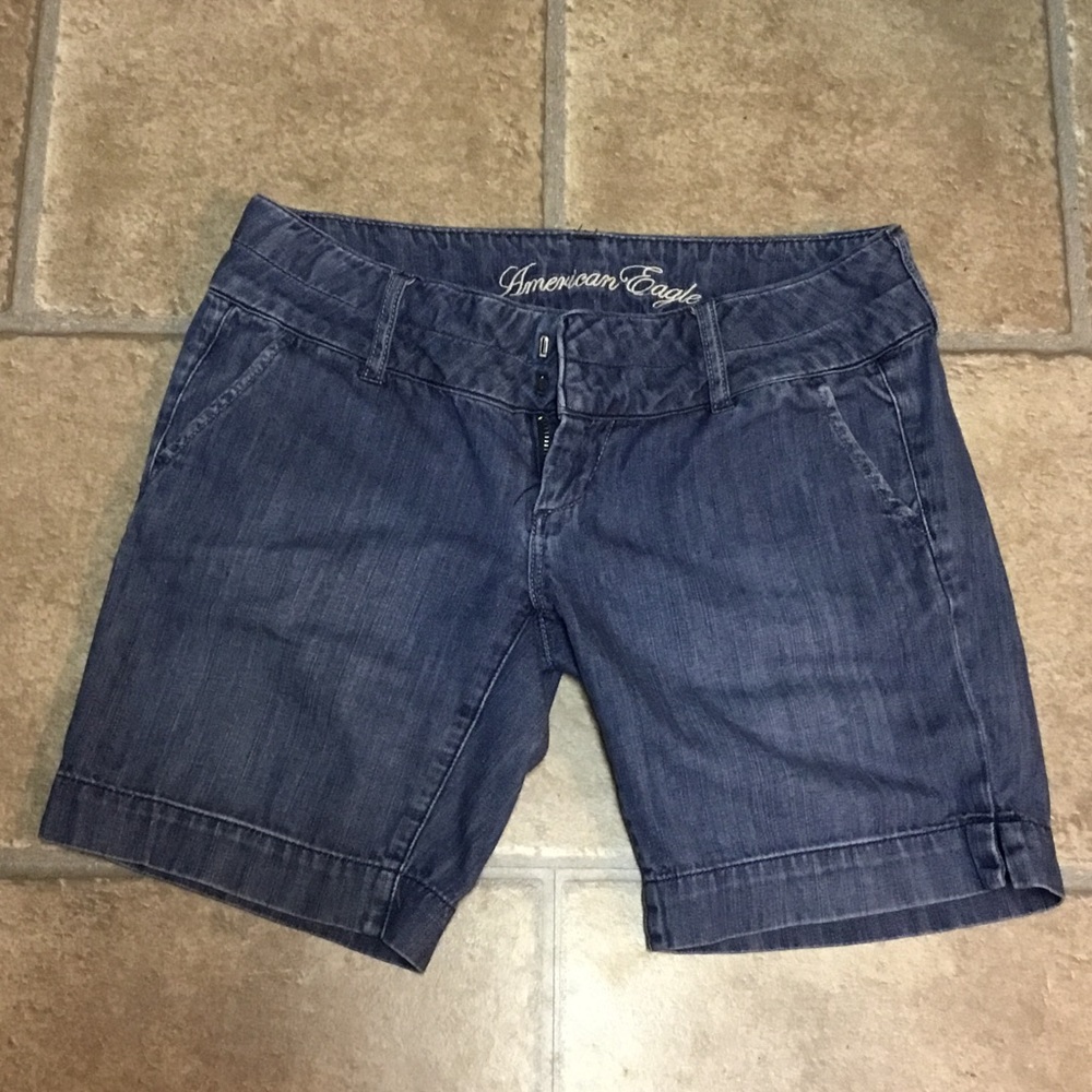 American Eagle Bermuda shorts