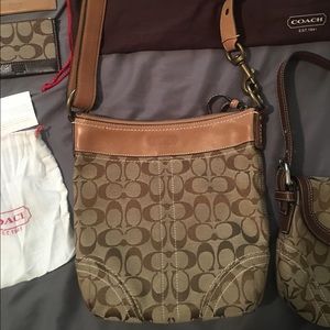 Crossbody coach handbag