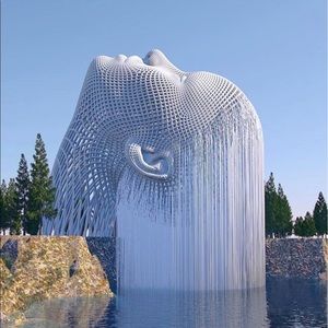 Meet your Posher, Lasana