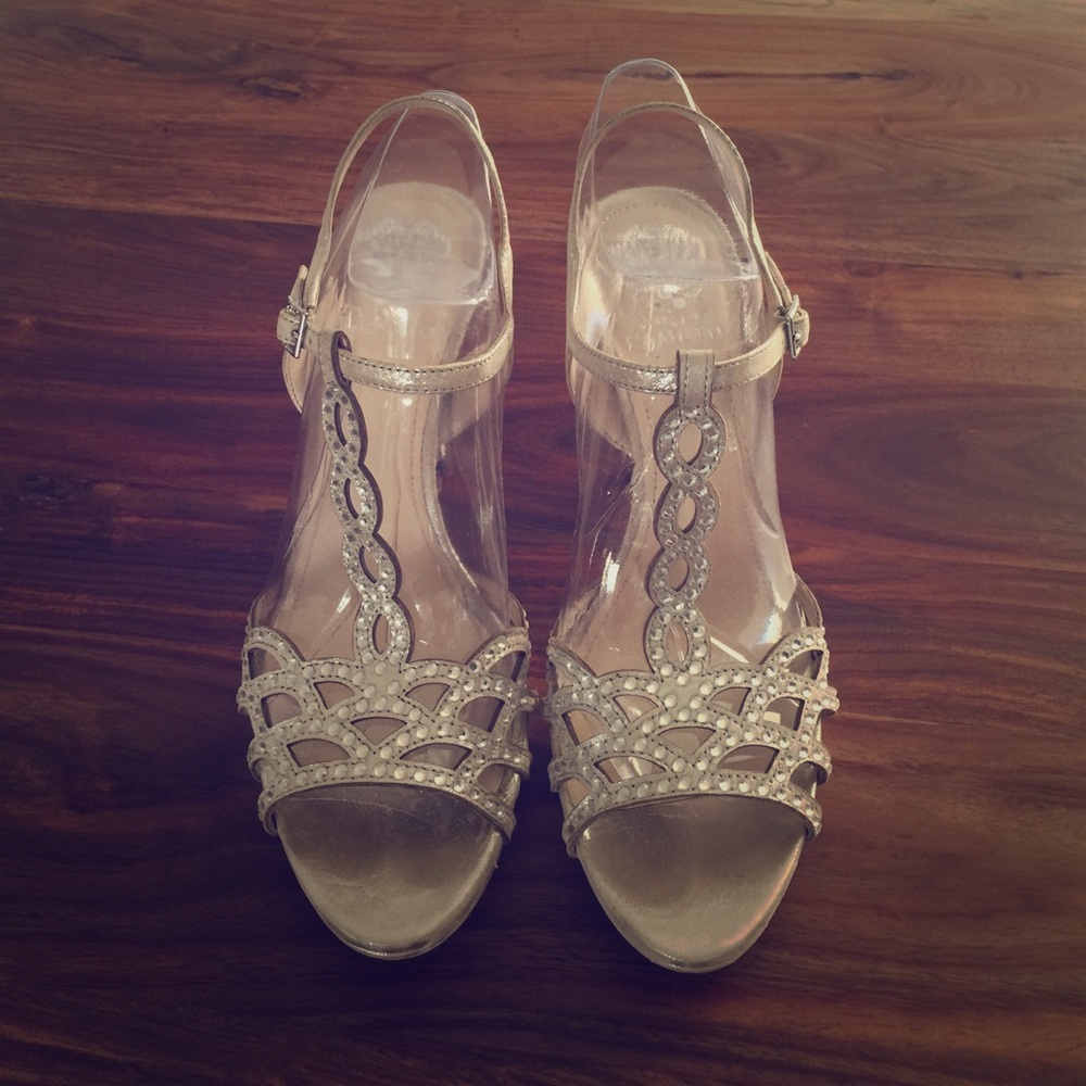 Like new Vince Camuto heels